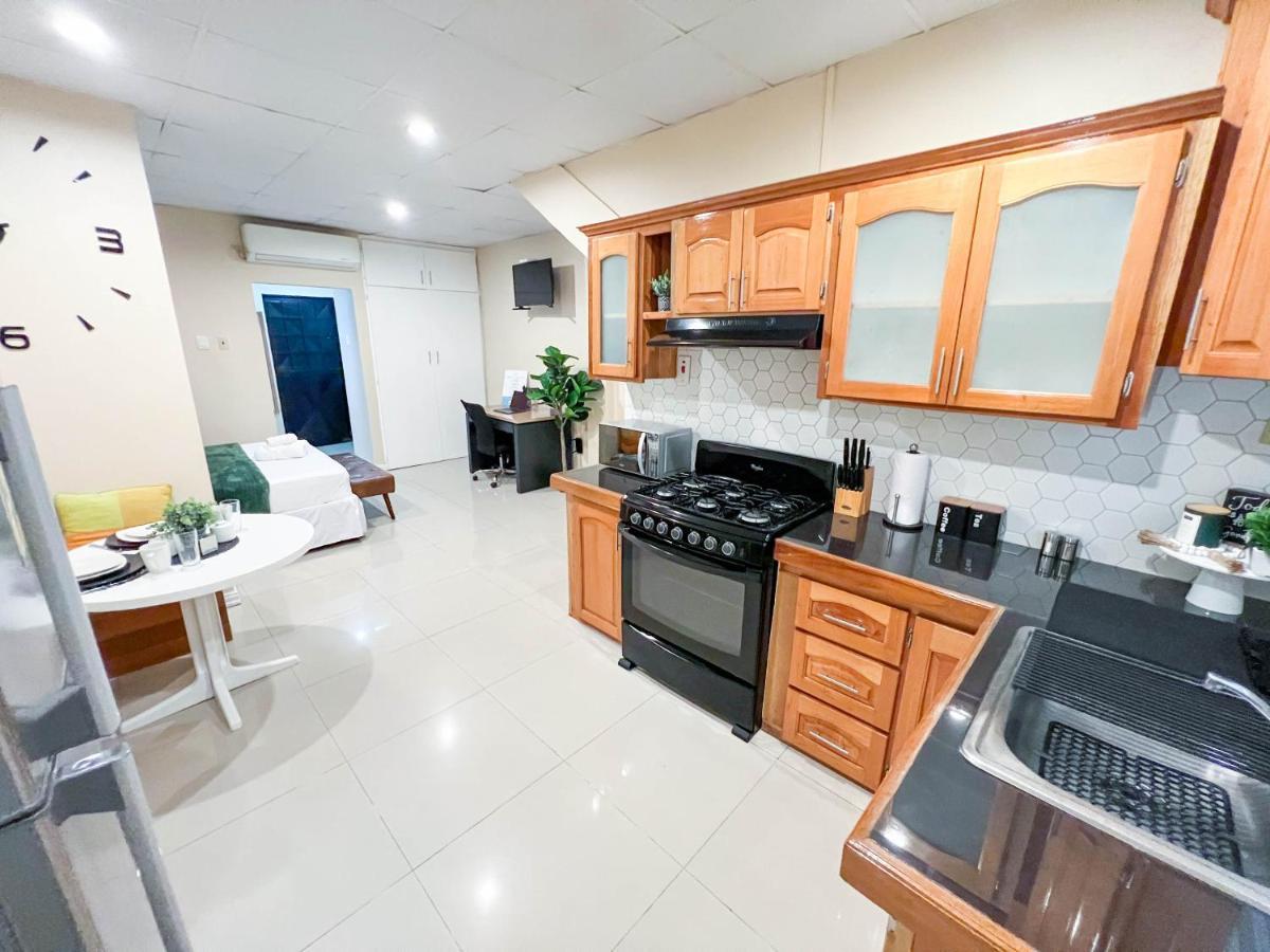 Stacys Place #4 Studio Apartment Port of Spain Dış mekan fotoğraf